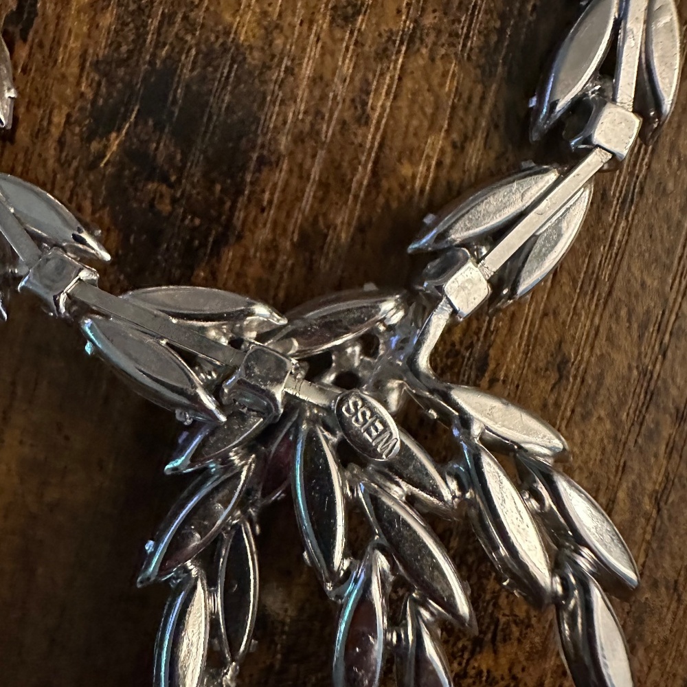 Weiss Rhinestone Vintage Necklace - Picture 3 of 9
